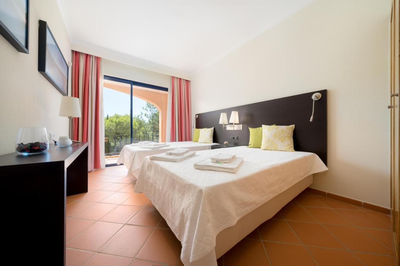Al - Apartamentos Vila Sol F5 Bloco 3 쿼테이라 외부 사진